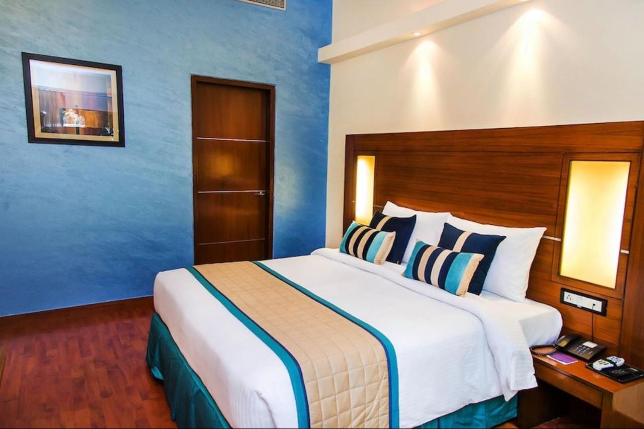 House By Howard New Delhi Extérieur photo