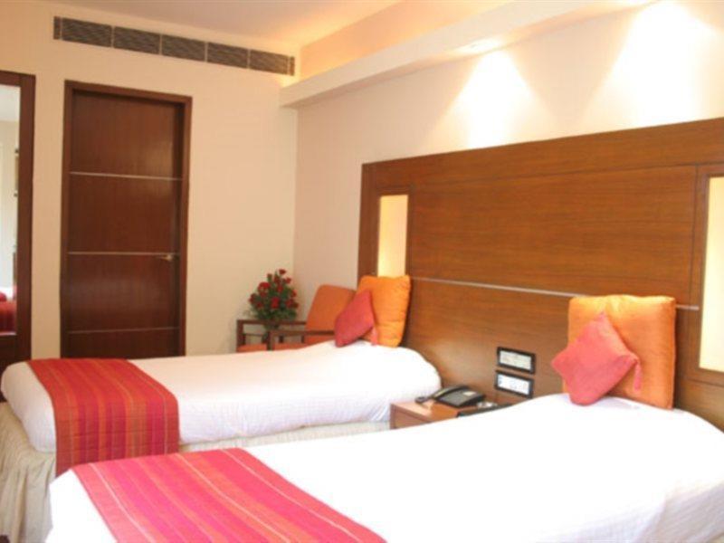 House By Howard New Delhi Extérieur photo